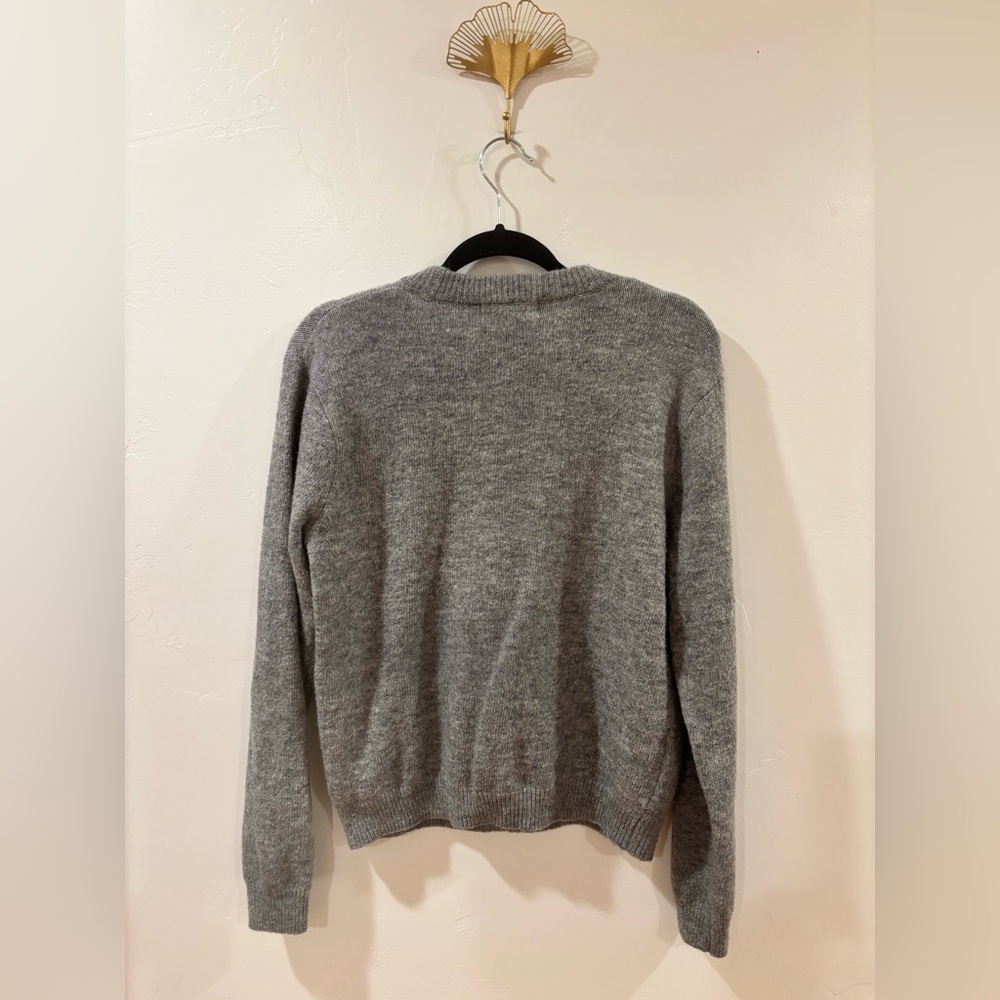 H&M Gray Pearl Embellished Knit Sweater | Size 20 | A5 - Picture 4 of 5